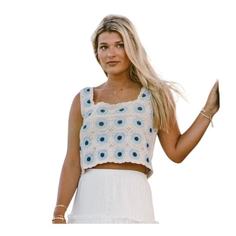 Rebellion Again Crochet Granny Square Crop Tank Top Cream Blue S